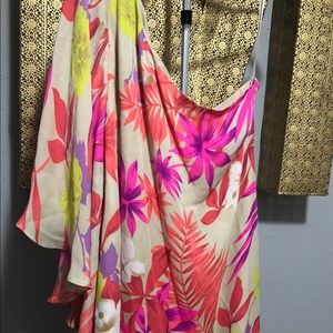 Alice & Tricia One Shoulder Hawaiian Dress